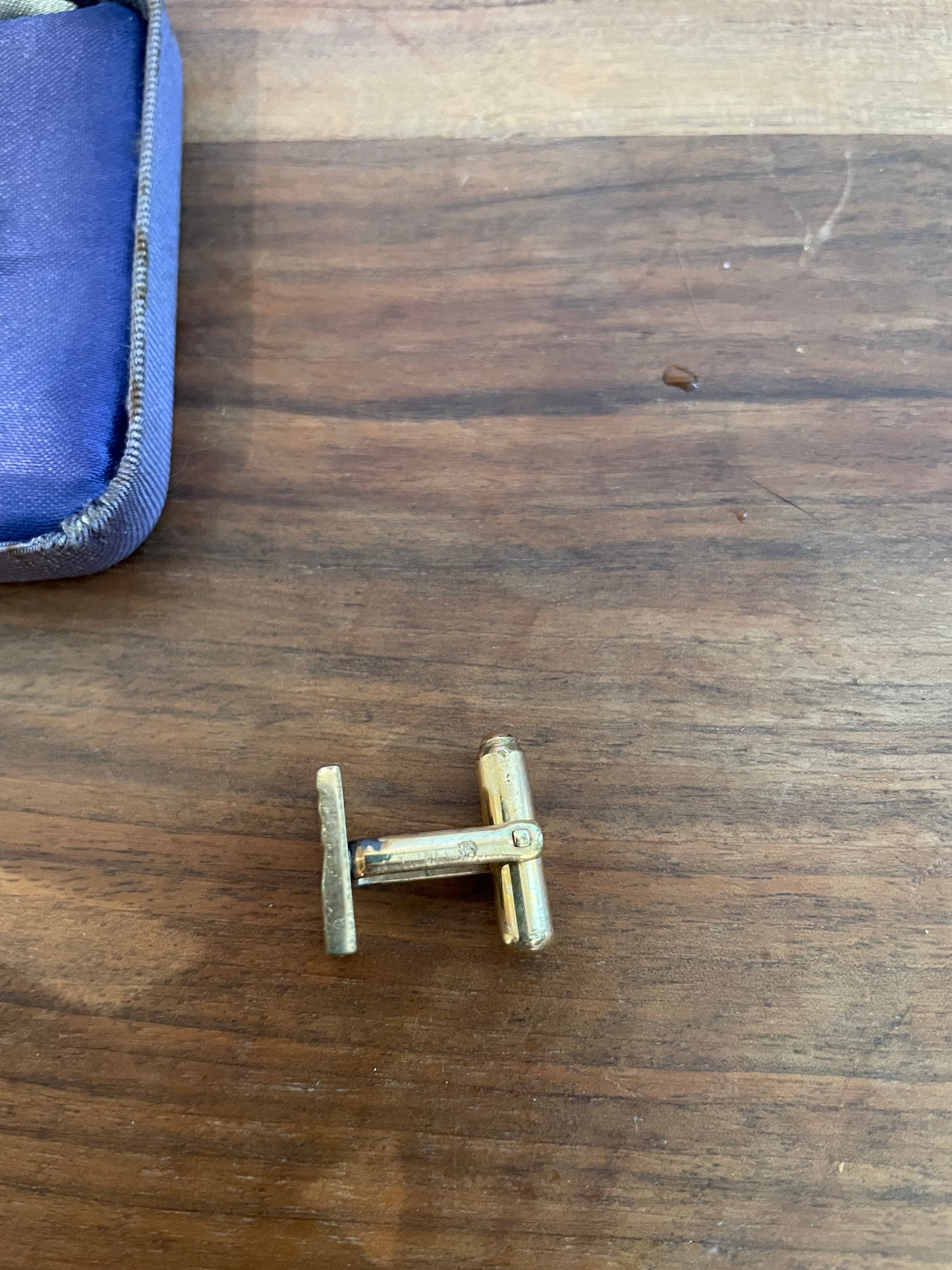 Boutons de manchettes plaqué or taille diamant