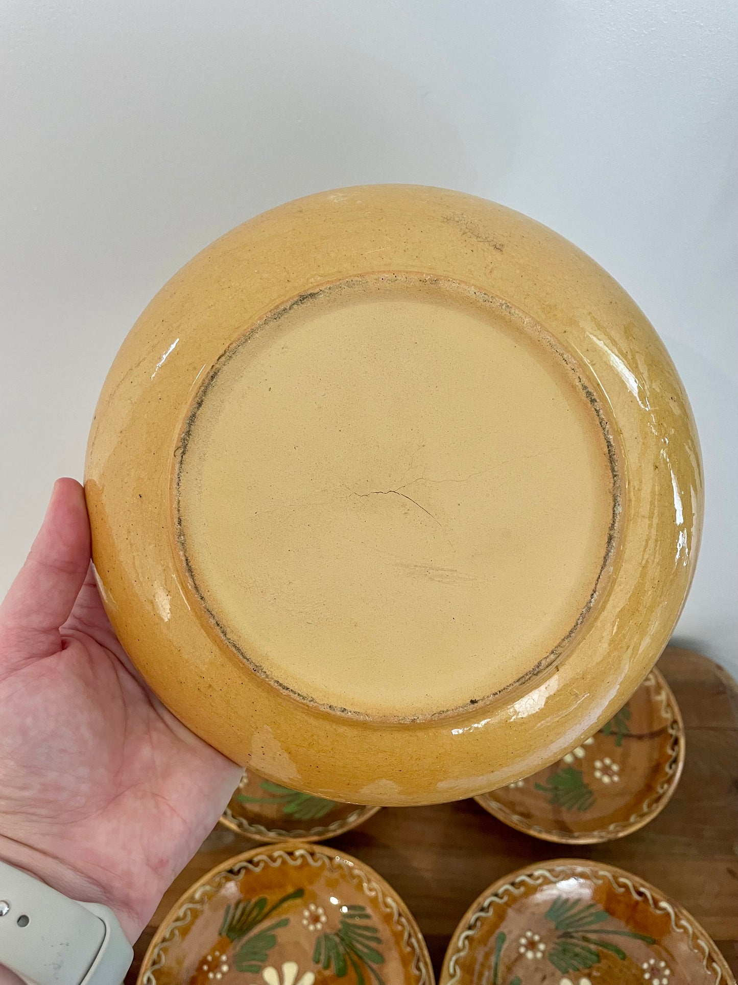 Lot 5 assiettes en terre cuite -vernissé