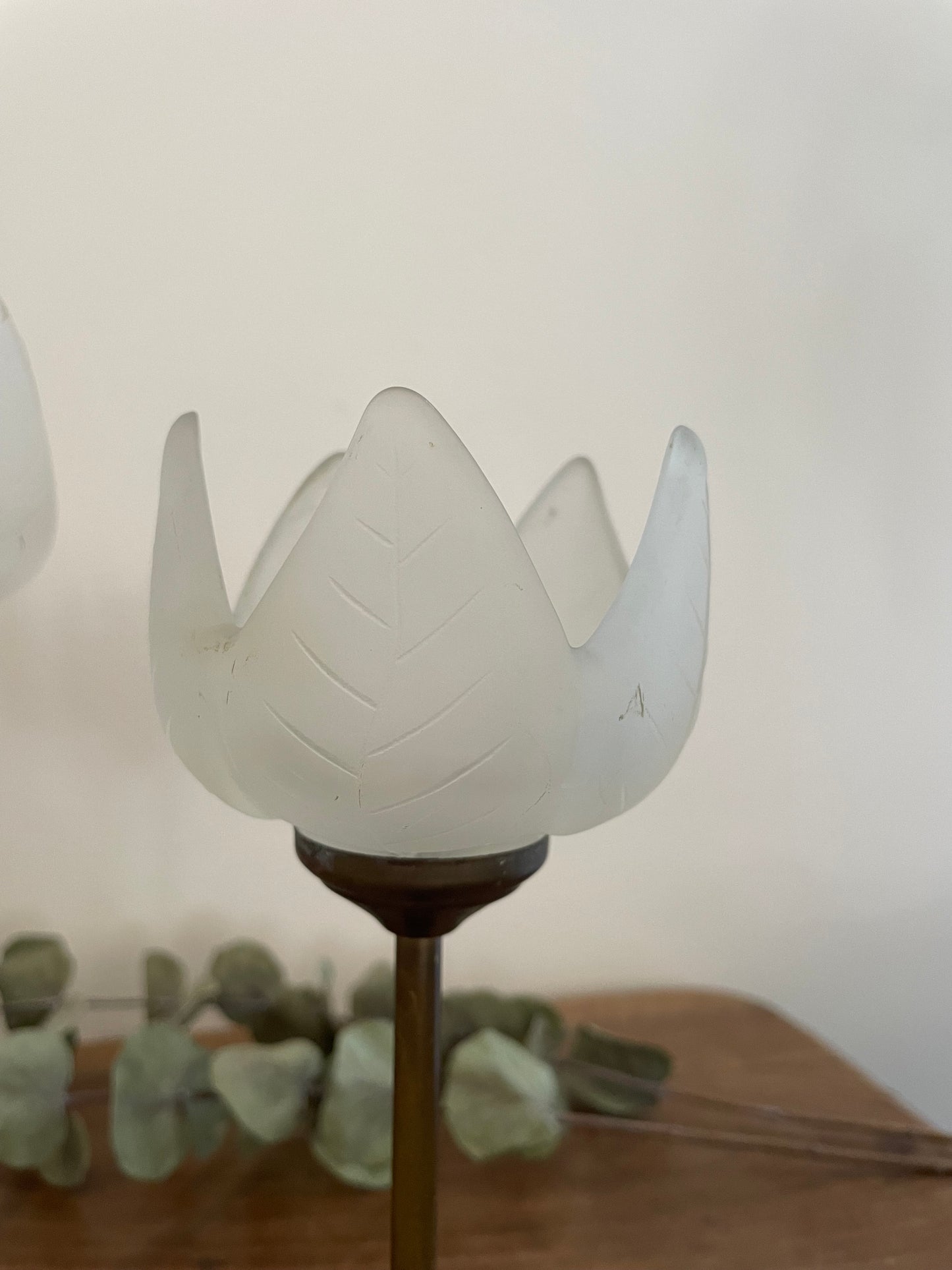 Bougeoirs, photophores verre laiton en forme de tulipe