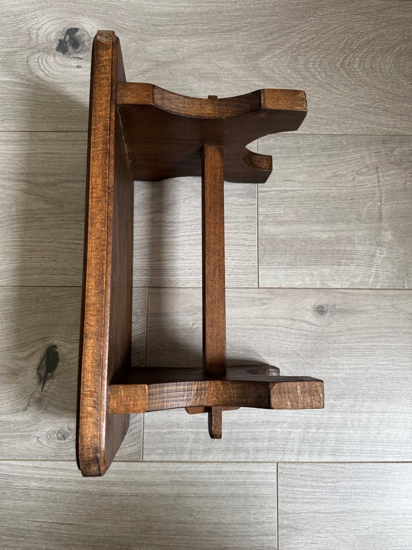 Tabouret en bois ancien
