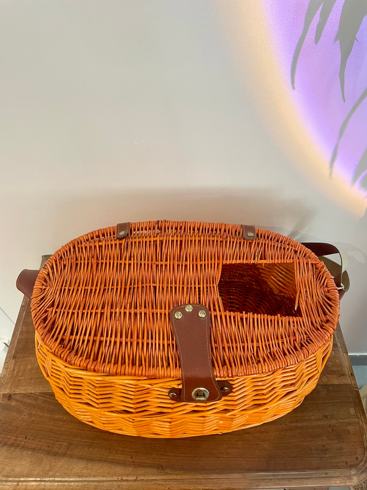 Panier en osier vintage