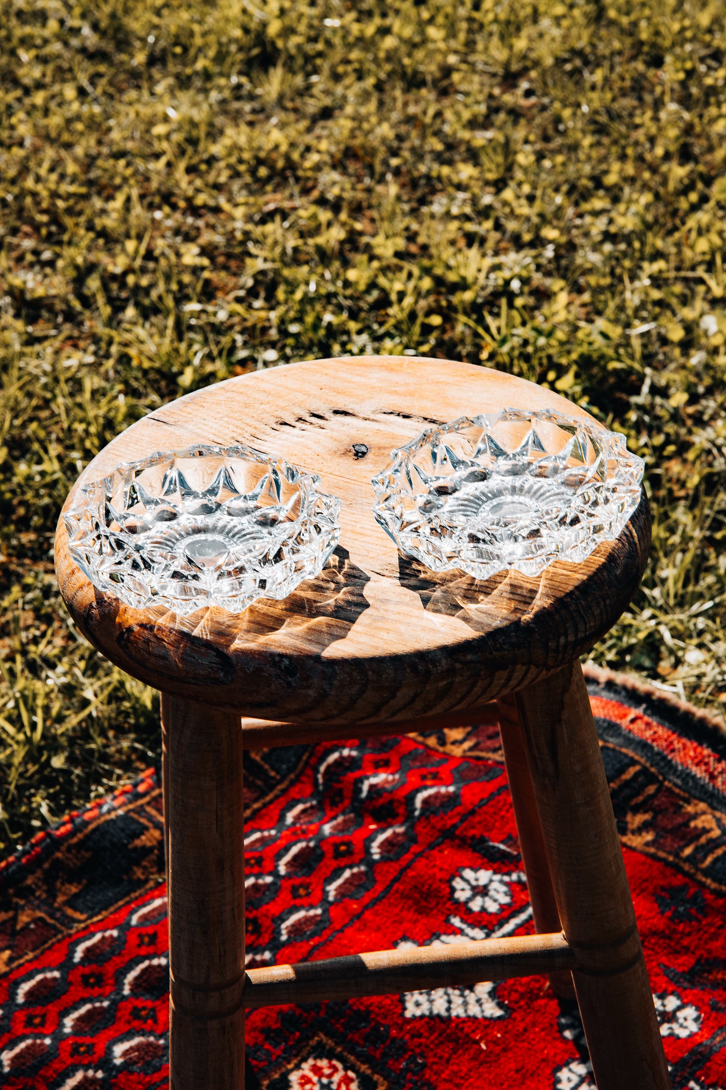 Lot de deux cendriers en verre