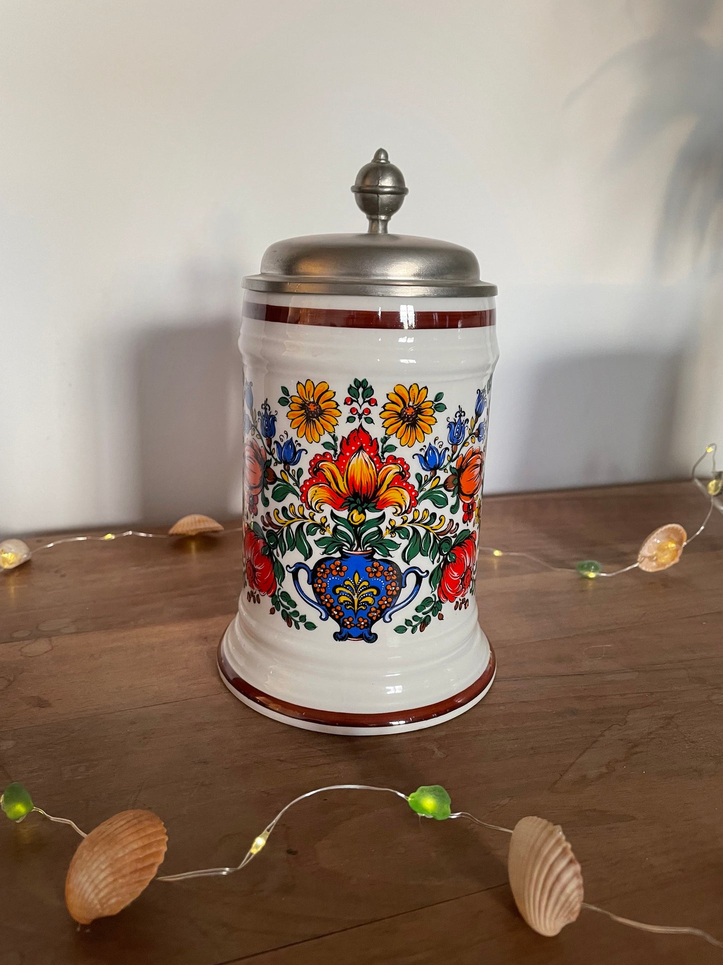 Chope à bière Allemande en porcelaine