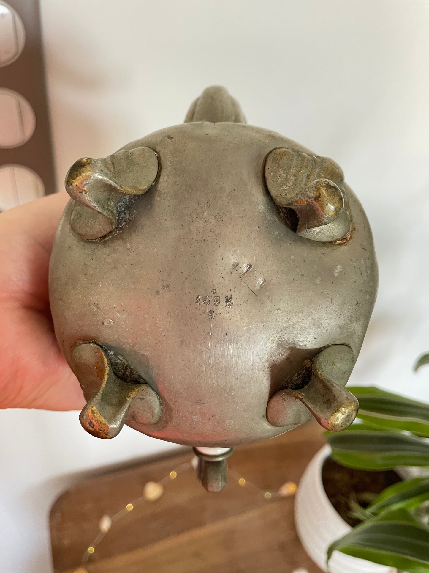 Cafetière en étain