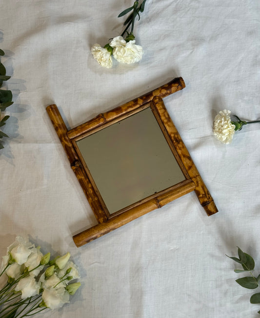 Miroir en bambou vintage