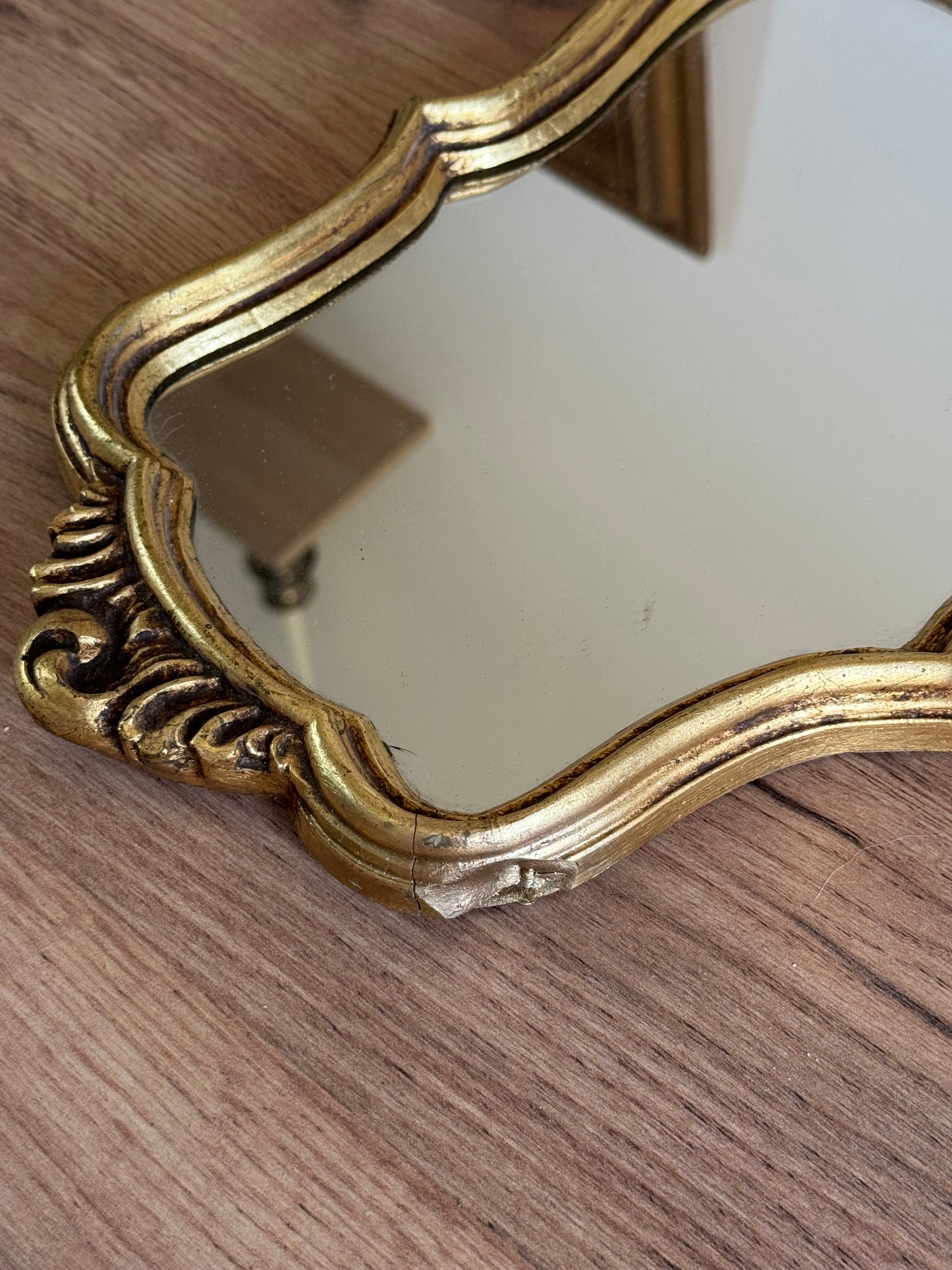 Miroir coquille doré vintage
