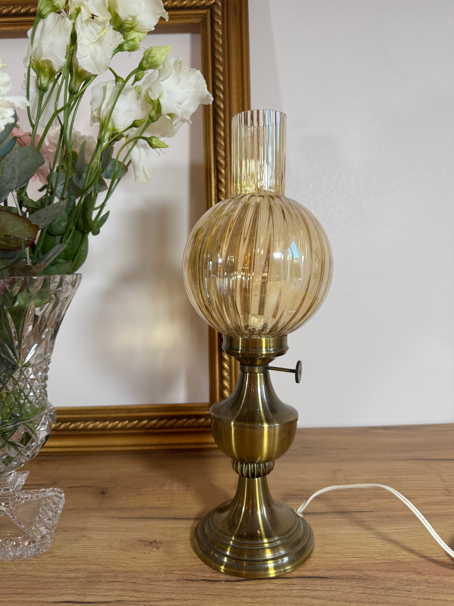 Lampe vintage doré globe
