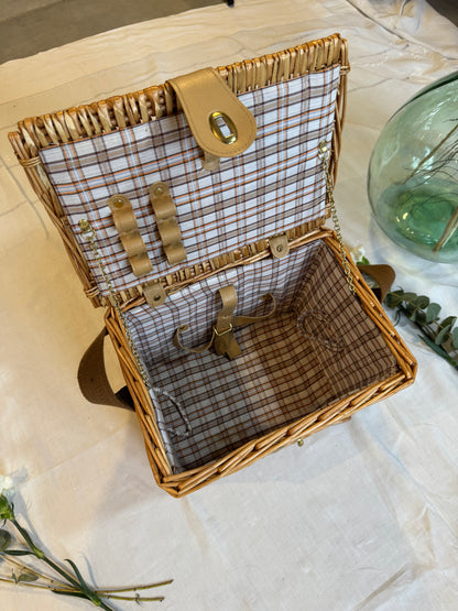 Panier de pique-nique en osier