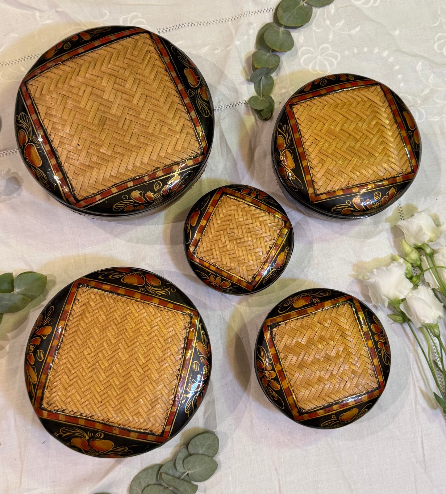 Boîtes gigognes fait main rare