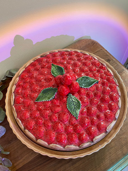 Plat en barbotine tarte aux fraises