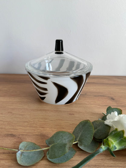 Boîte bonbonnière zèbre