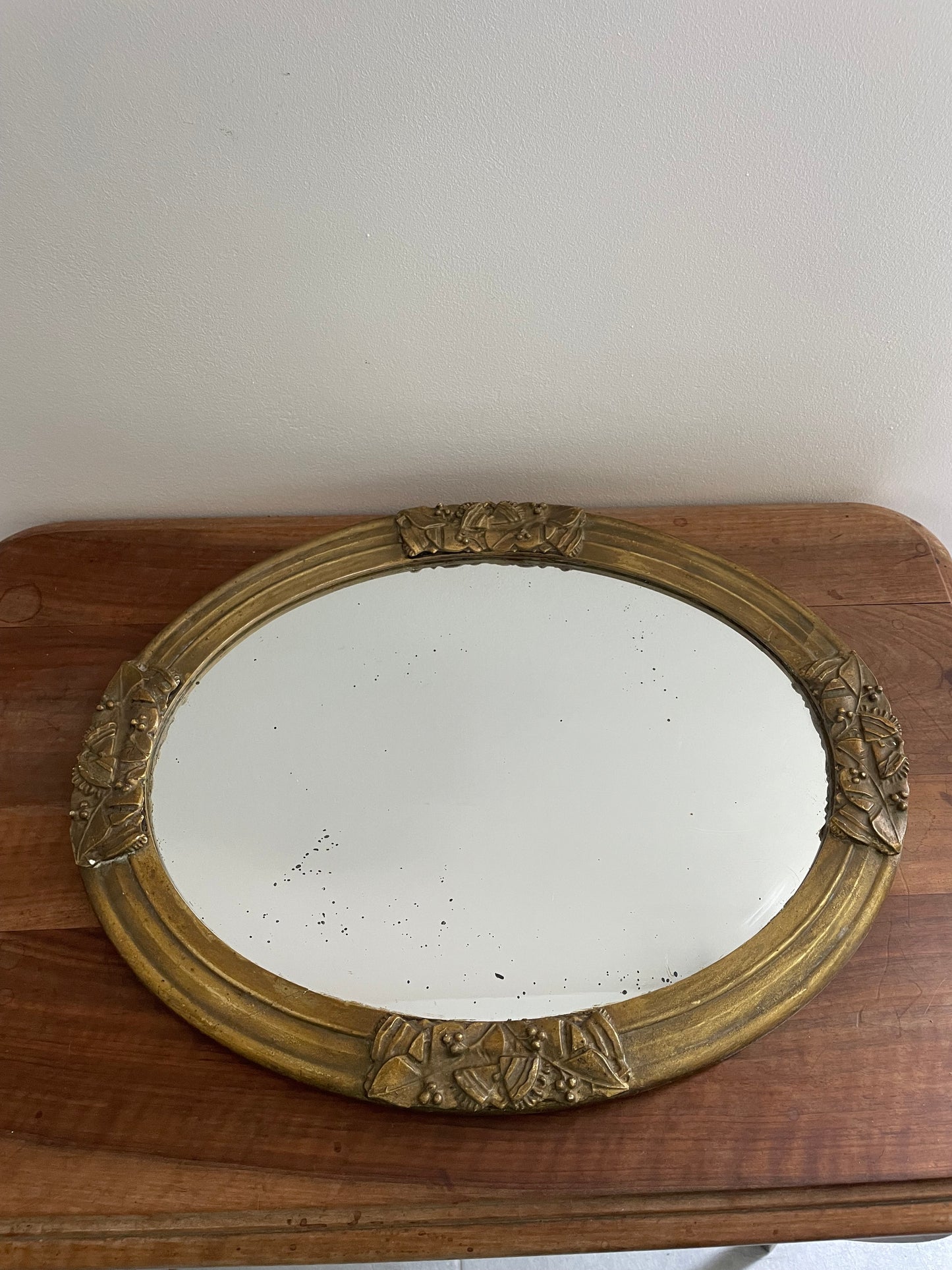 Miroir doré vintage en bois