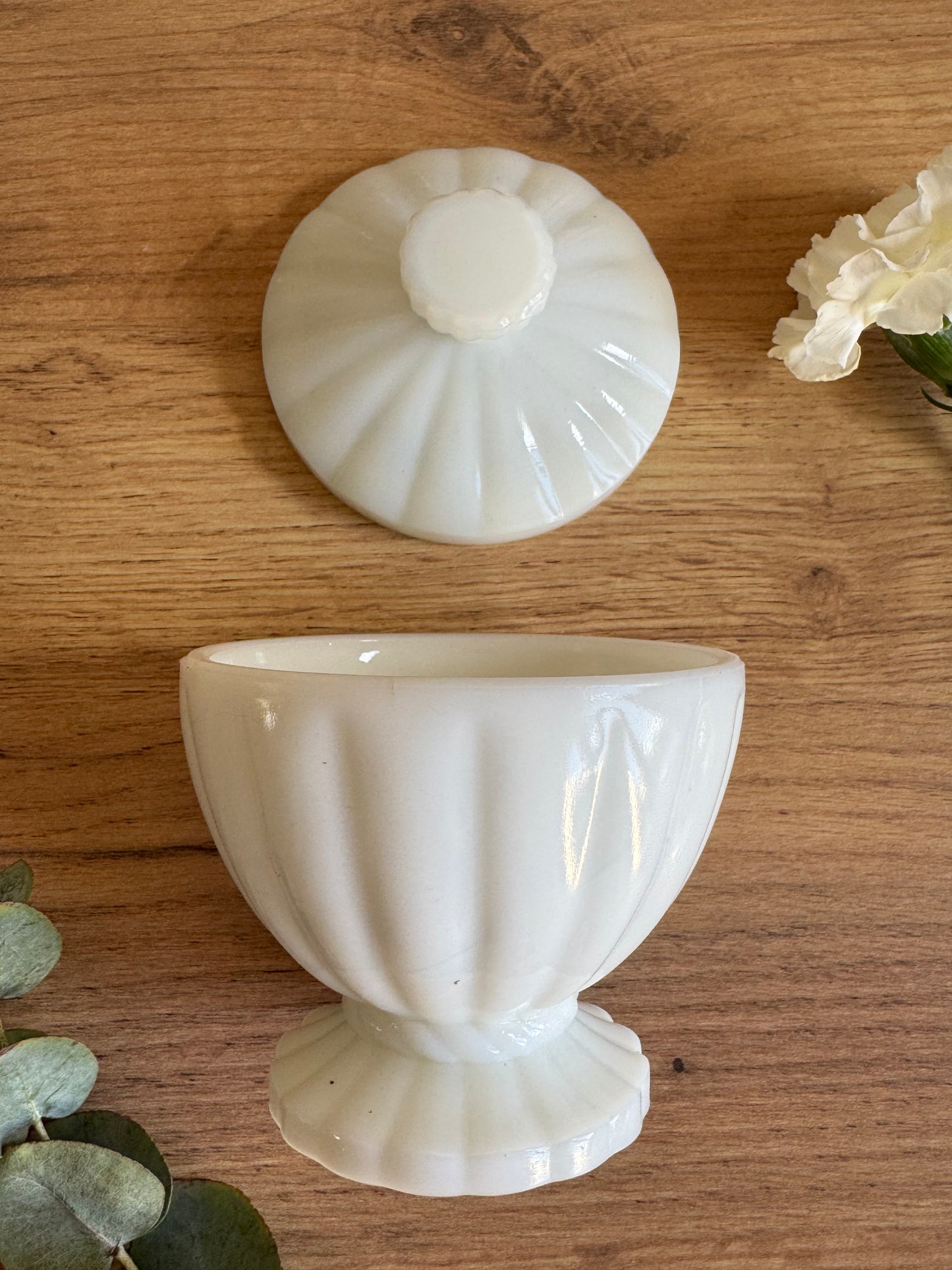 Boîte opaline vintage