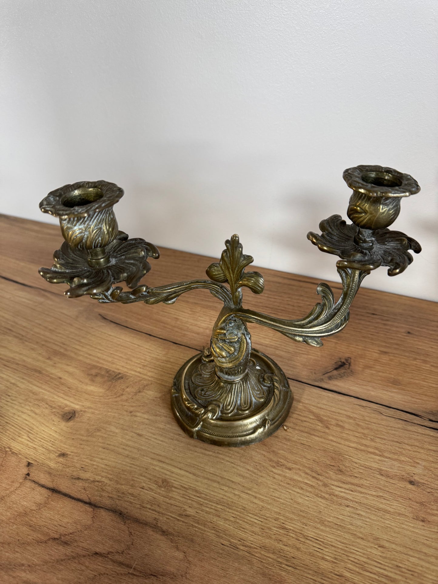 Lot de 2 chandeliers en bronze