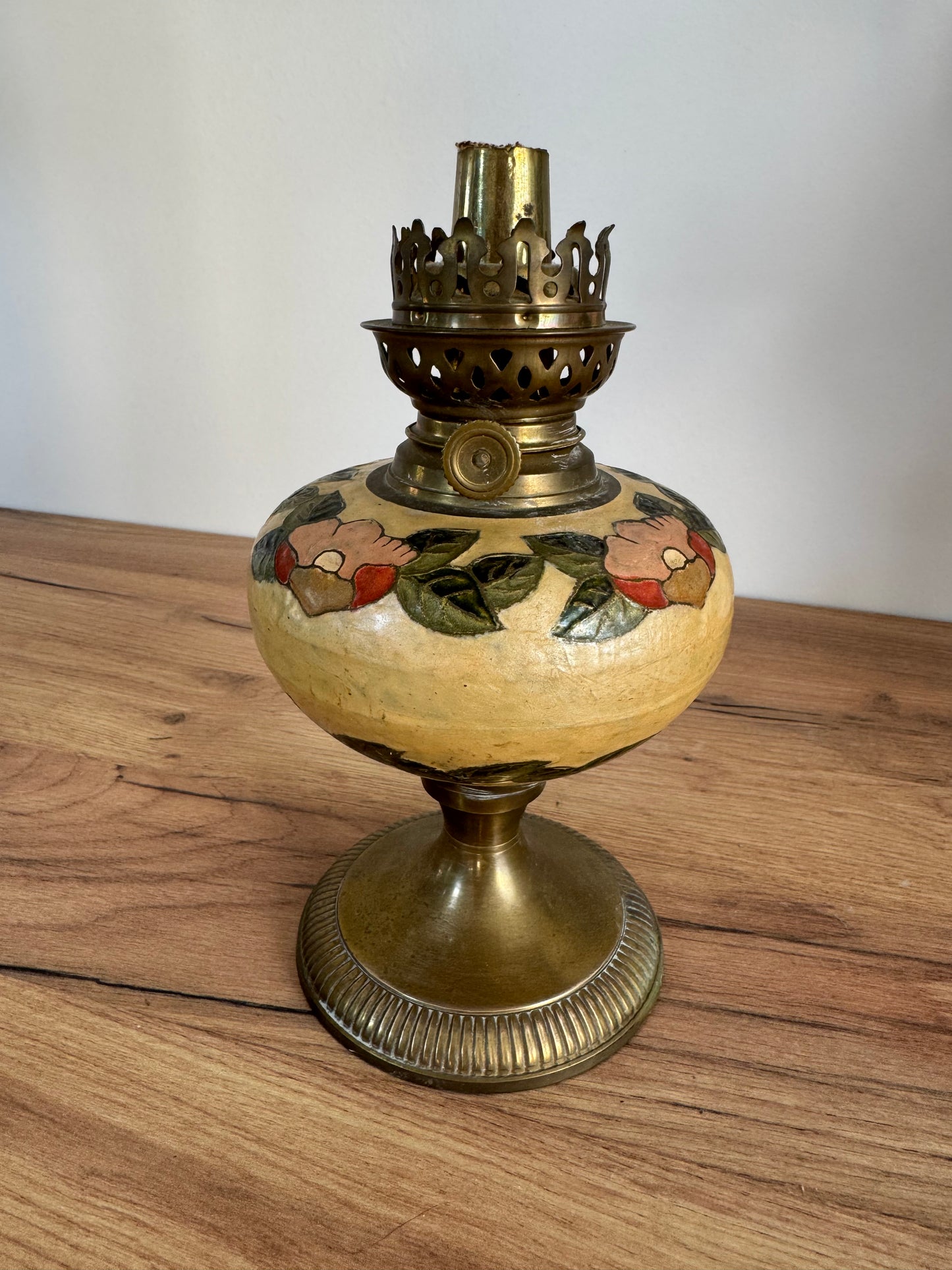 Pied de lampe en laiton émaillé