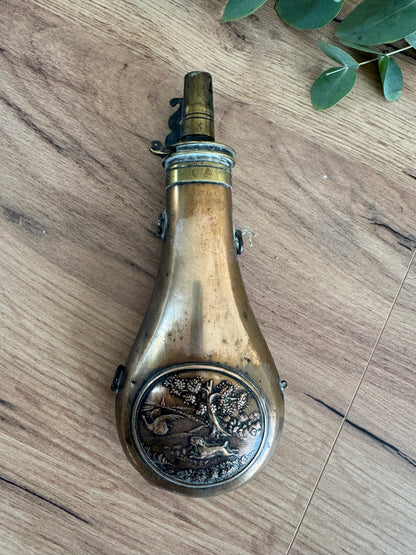 Poire à poudre vintage chasse