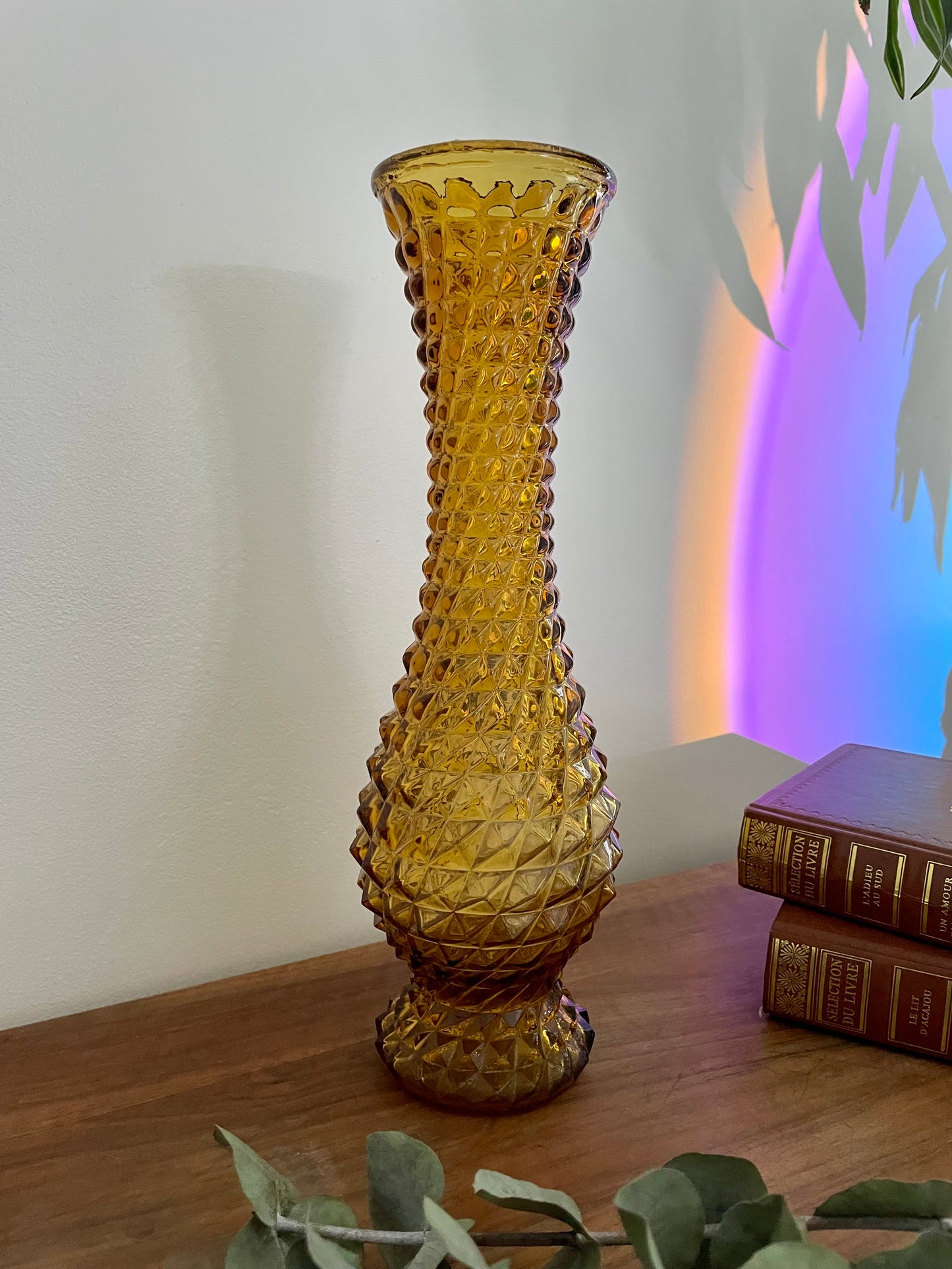 Vase en verre d’Empoli jaune ambré