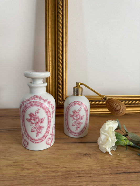 Flacon parfum et son vaporisateur vintage