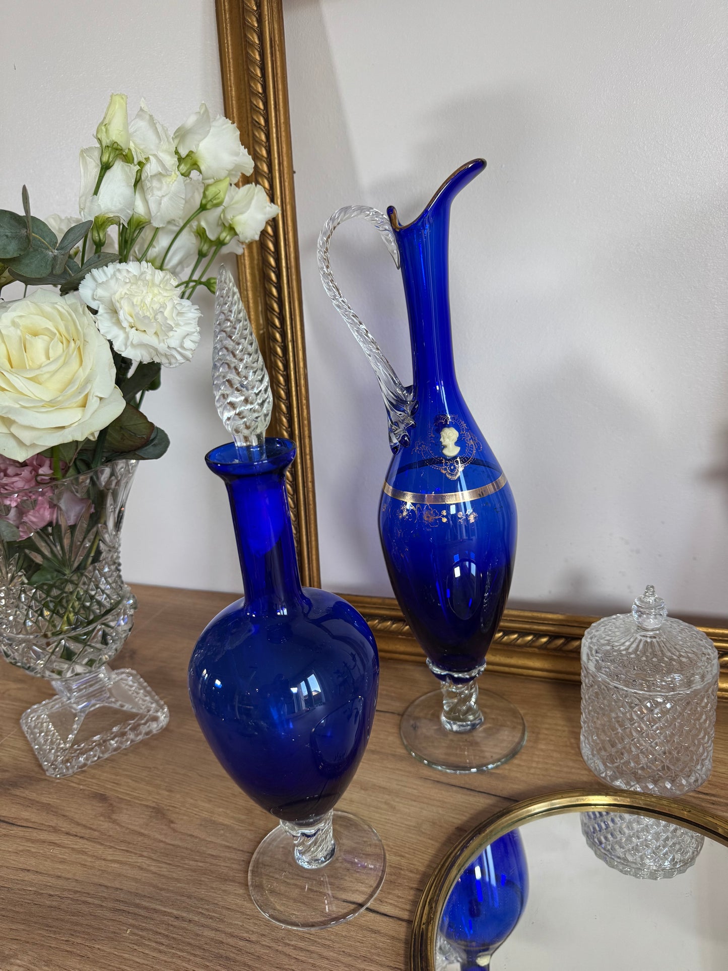 Carafe bleu vintage