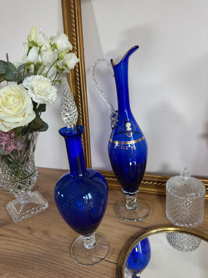 Carafe bleu vintage
