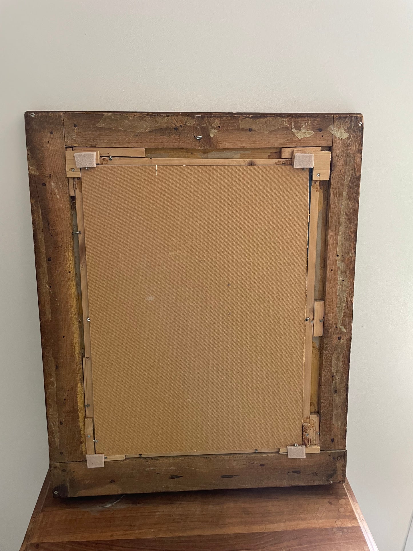 miroir en bois doré, avec sa peinture signée Bagni 2001