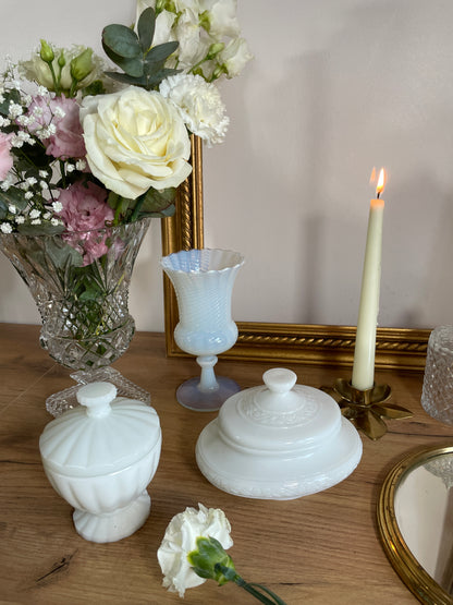 Bonbonnière boîte opaline