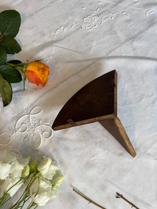 Etagère d'angle en bois