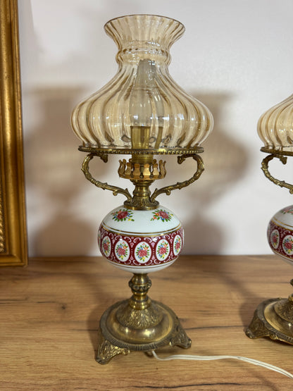 Paire de lampes vintage en porcelaine