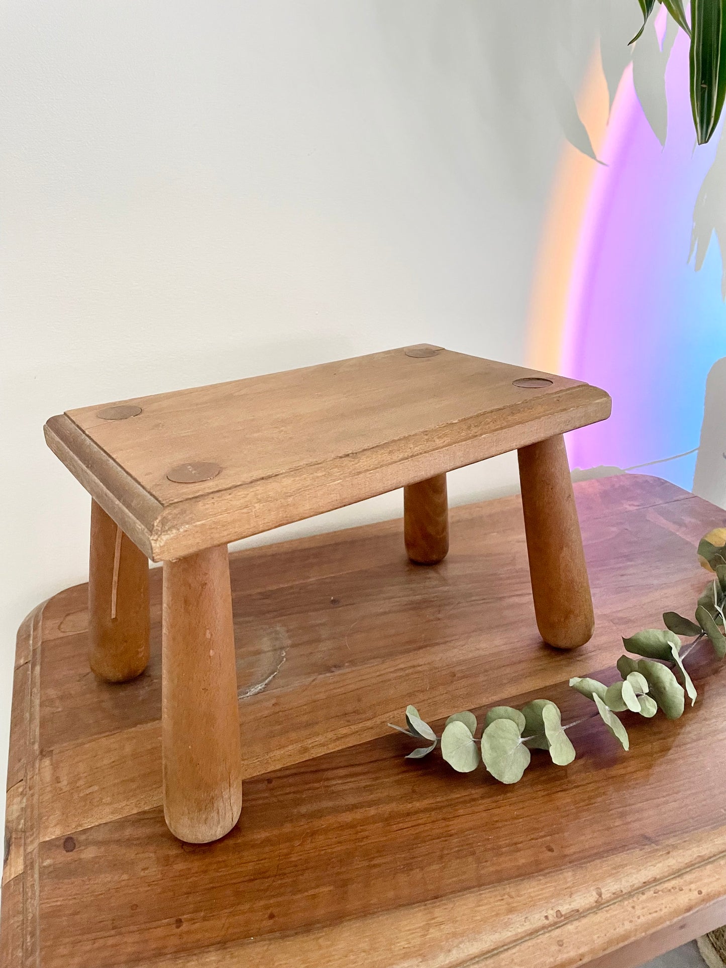 Tabouret en bois vintage