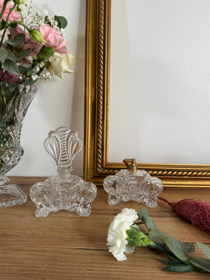 Flacon parfum et son vaporisateur vintage
