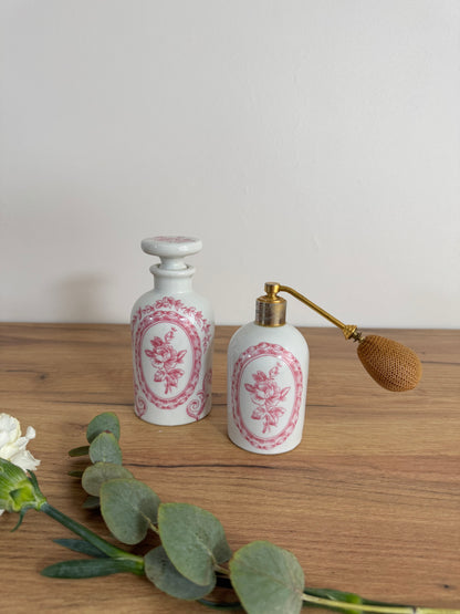 Flacon parfum et son vaporisateur vintage