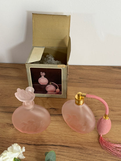 Flacon parfum et son vaporisateur vintage