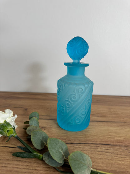 Flacon bleu parfum vintage