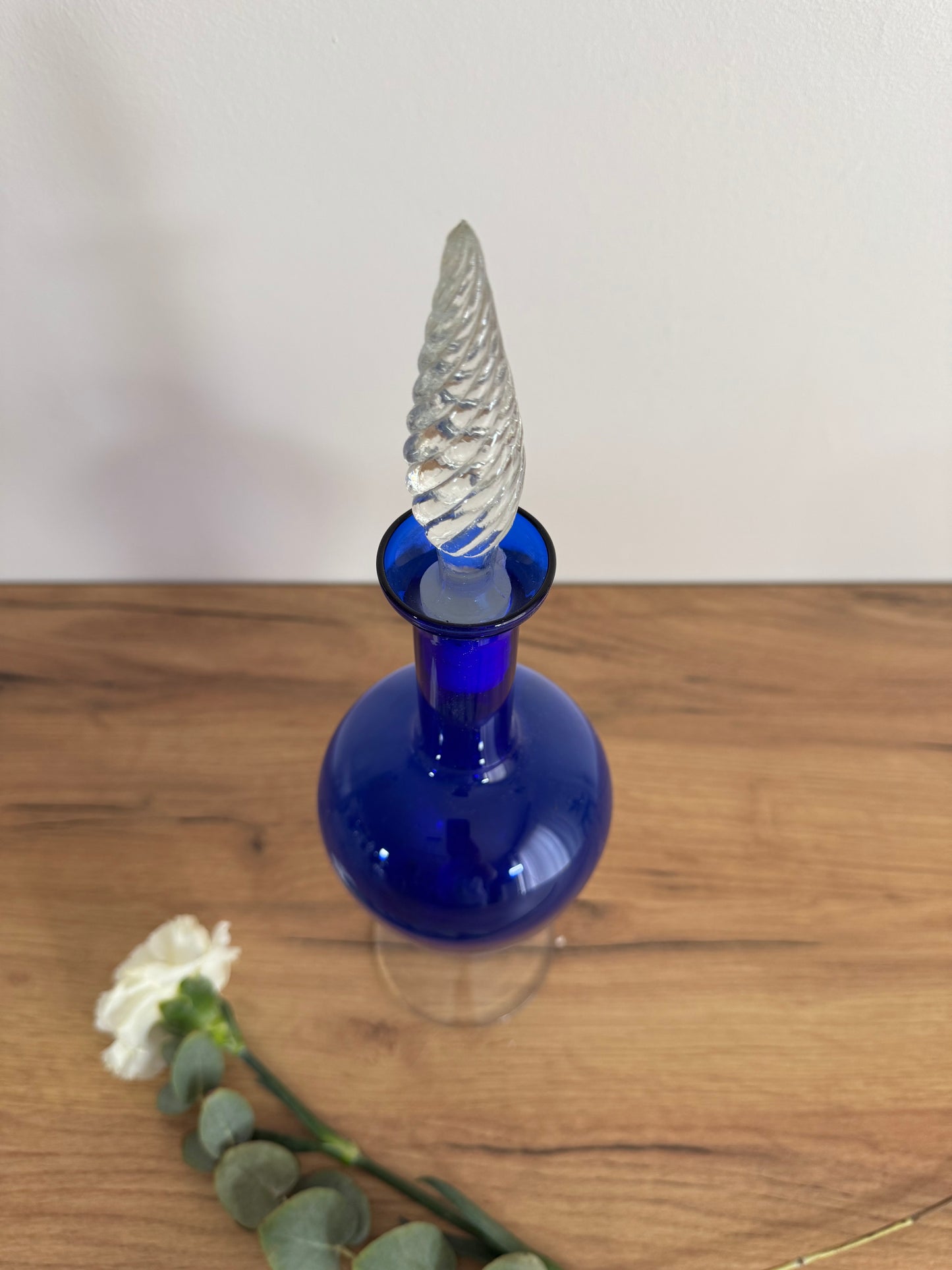 Carafe bleu vintage