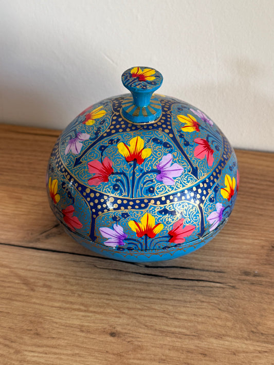 Boîte en papier mâché peint main