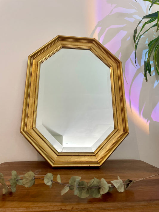 Miroir biseauté en bois doré vintage