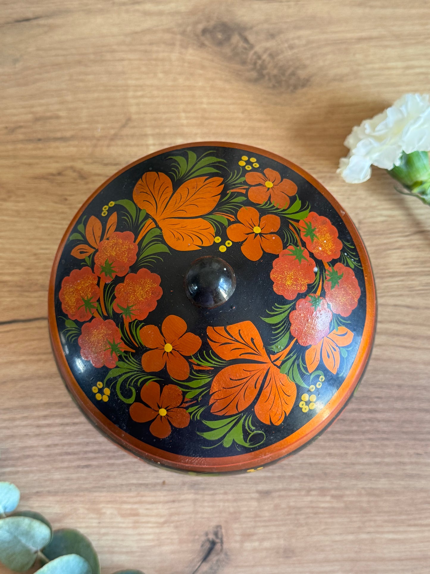 Boîte en bois laqué vintage