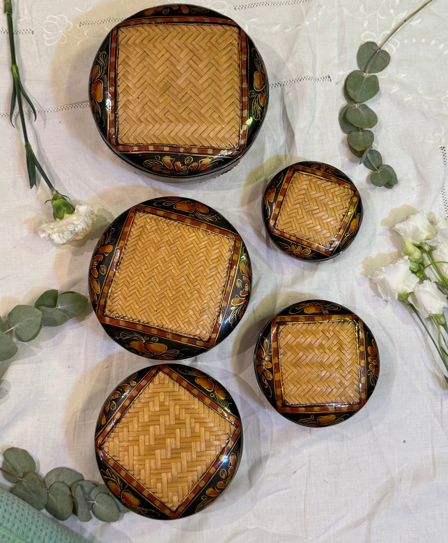 Boîtes gigognes fait main rare