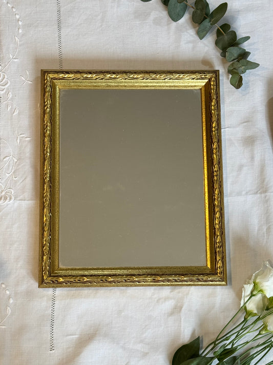 Miroir vintage doré en bois