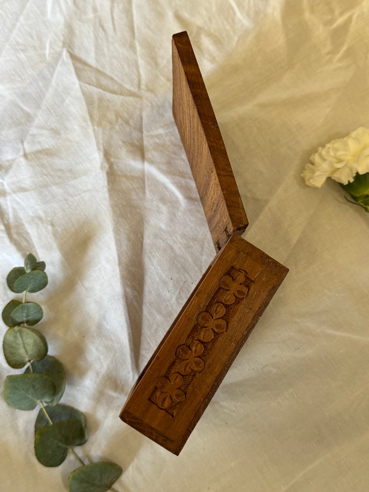Boîte en bois et laiton