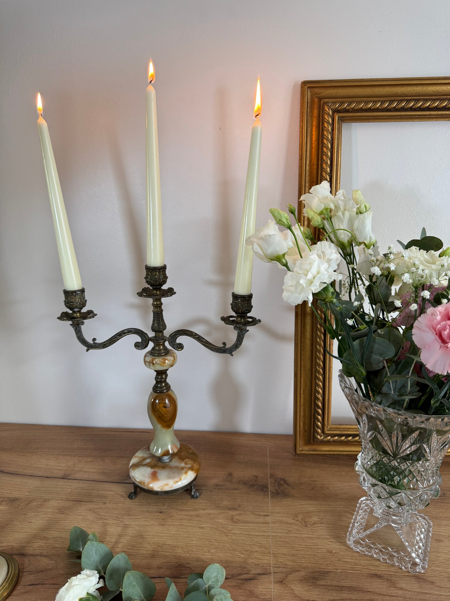 Chandelier en bronze et onyx