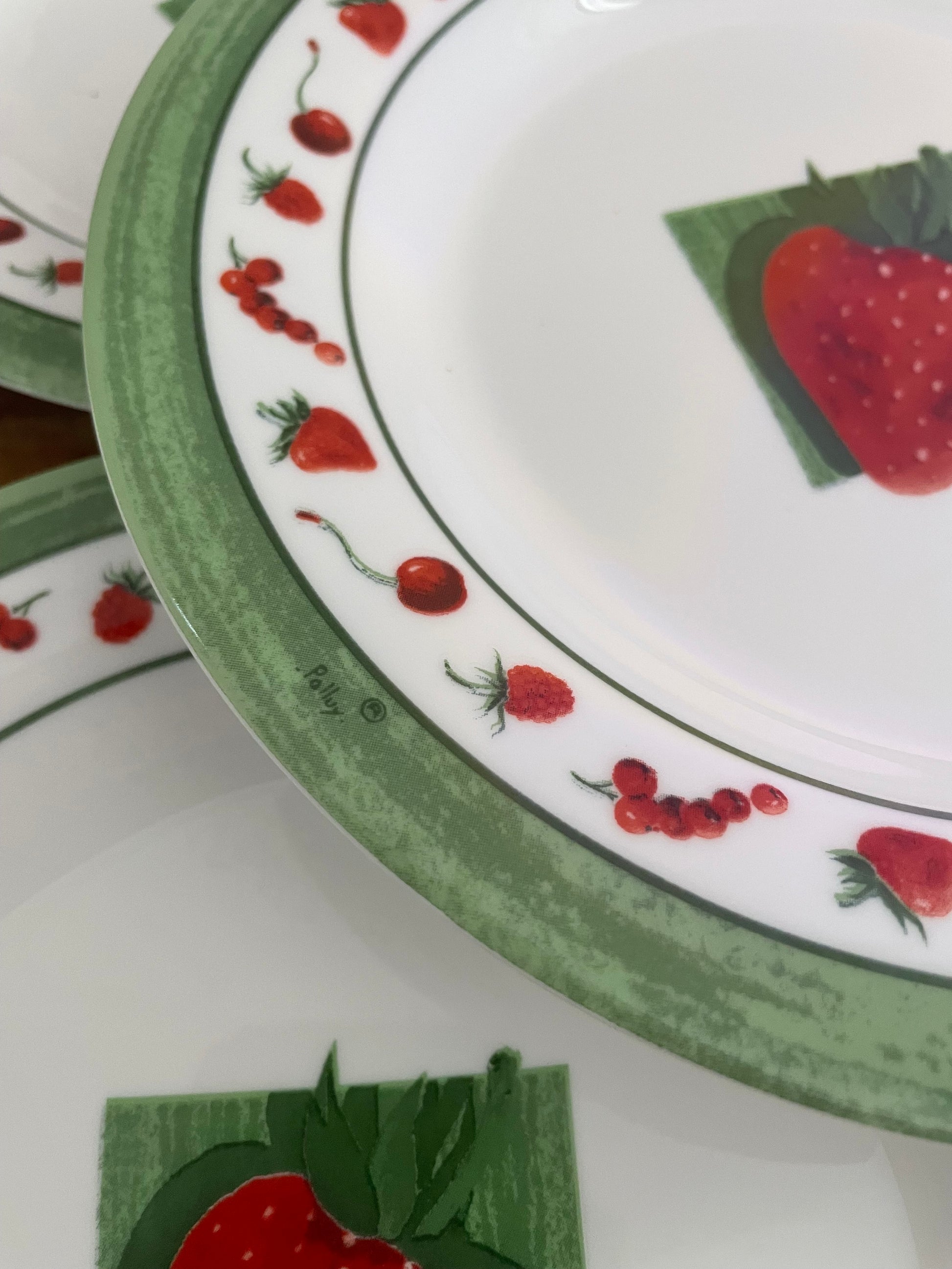 Fraises des bois Wedgwood Plats : assiette à gâteau vintage Fraises des bois Wedgwood Plats : assiette à gâteau vintage