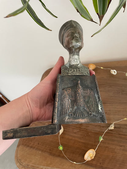 Buste de Néfertiti ancien en bronze