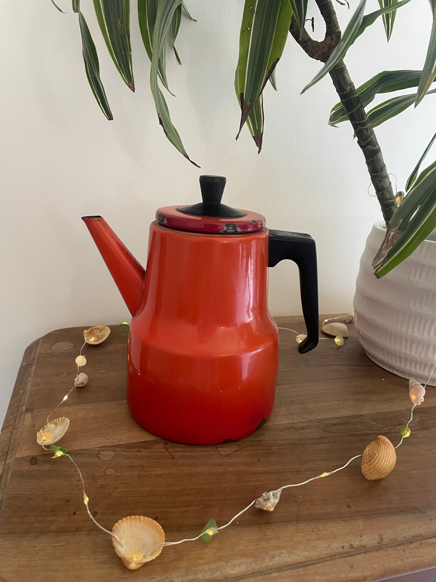 Cafetière émaillée orange vintage