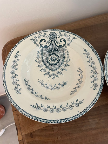 Assiettes terre de fer Longwy x2