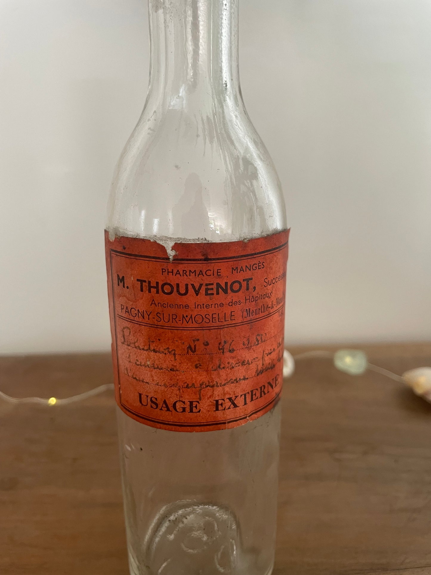 Bouteille de pharmacie vintage