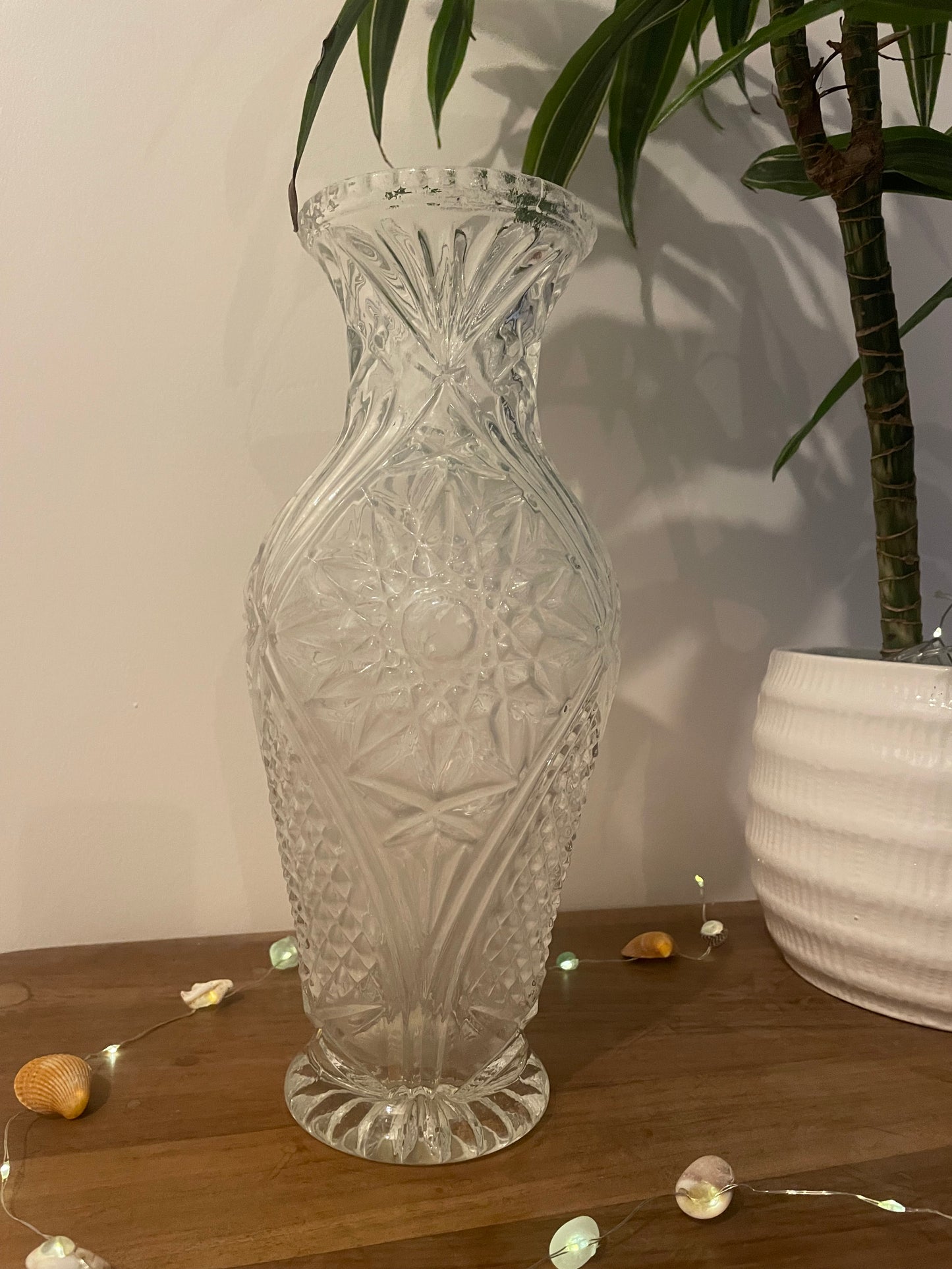 Vase ciselé transparent